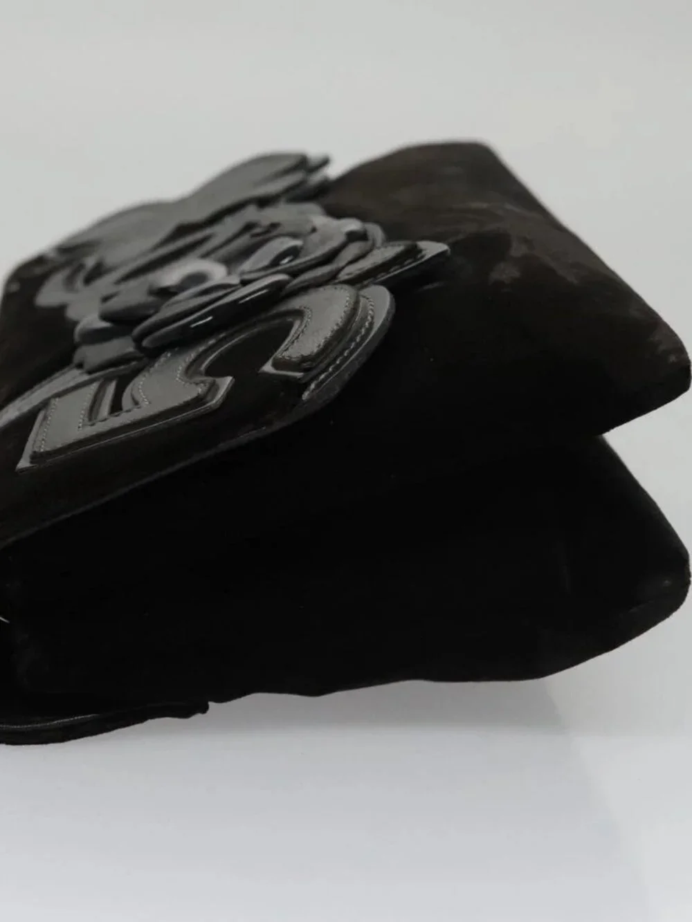 CHANEL brand	chanel color	black